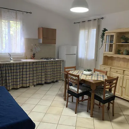 Casa Di Campagna Vicino Al Mare דירה *